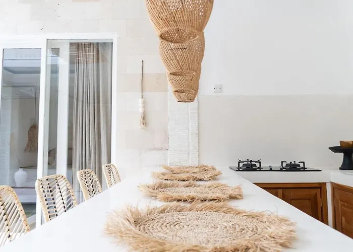 3br - Walking To Villa Canggu (Bali)